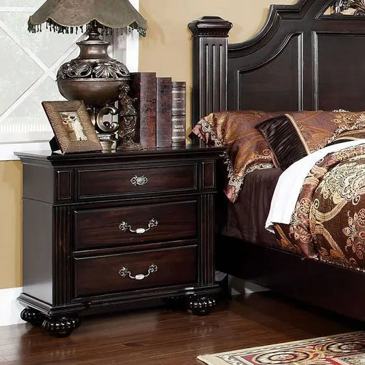 Traditional Solid Wood 3-Drawer Nightstand | Dark Walnut Gallery La La